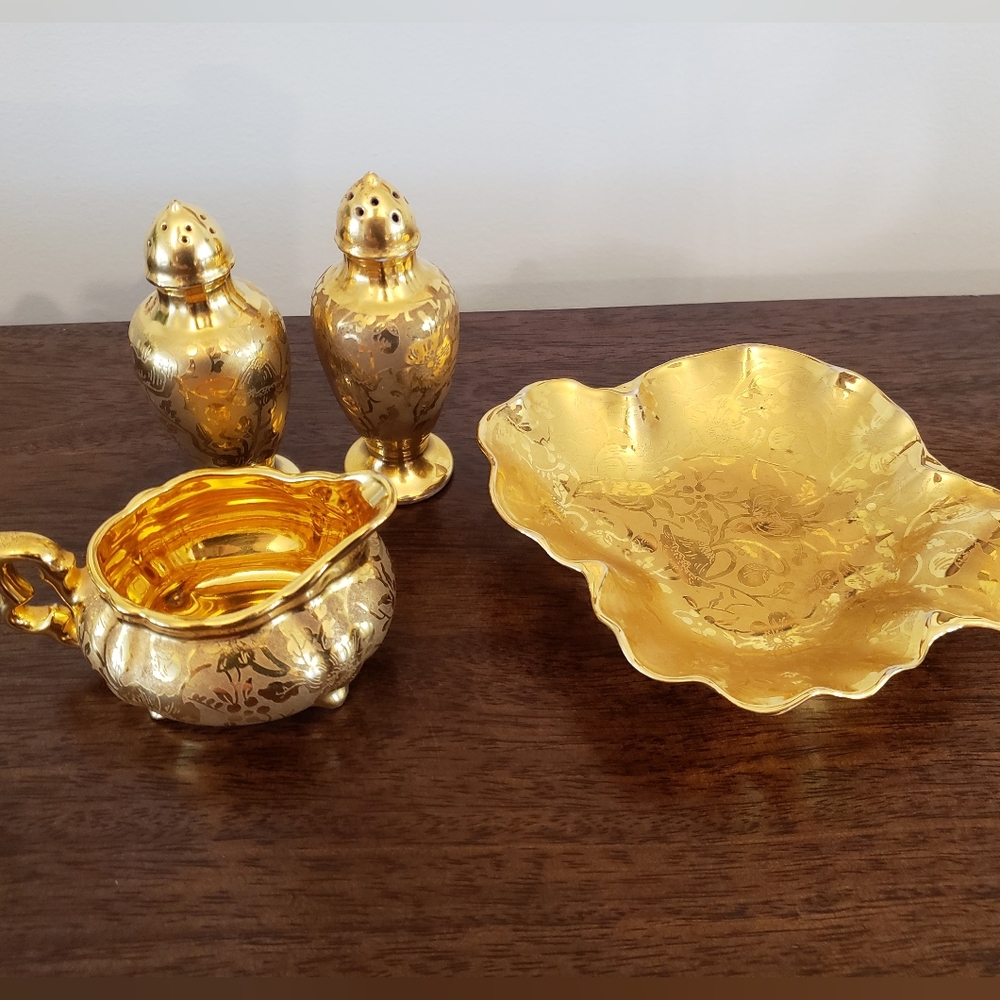22K Gold Osborne Vintage Set 4 pieces